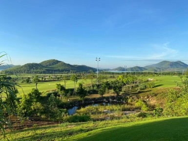 Terrain de golf Muong Thanh Dien Chau